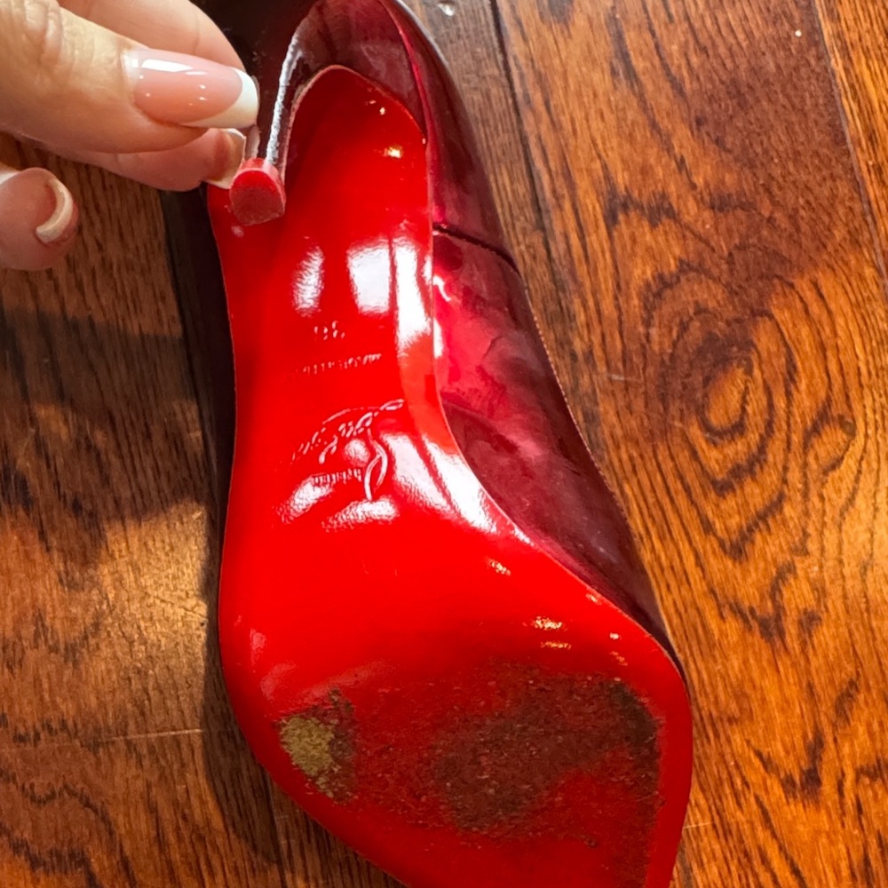 Christian Louboutin Glossy Crimson Heels - Picture 3 of 6